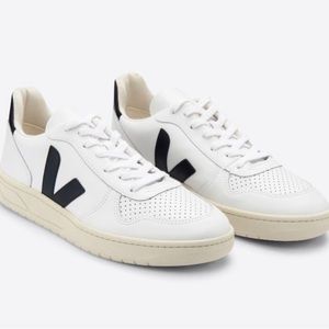 Women’s Veja-10 Sneaker
